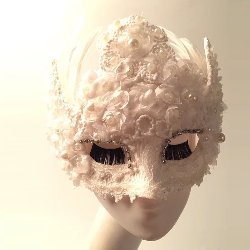 Beauty Halloween Makeup - Máscara de encaje de plumas blancas