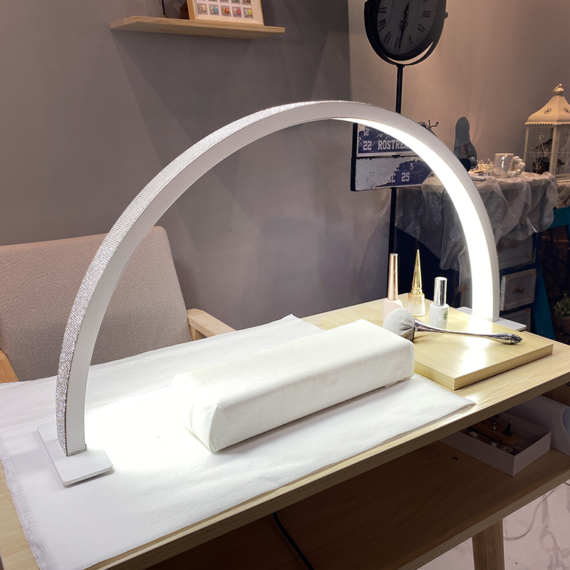 Lámpara LED de media luna para - Beauty No Makeup reseña y precio