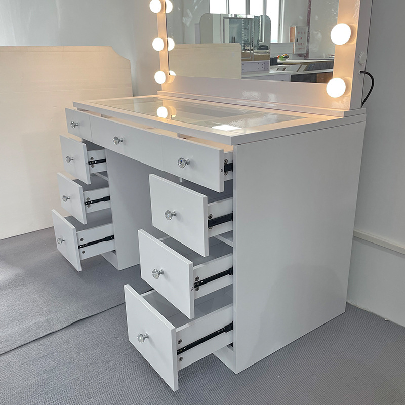 Spot Internet celebridad estud - Beauty And Makeup Studio reseña y precio